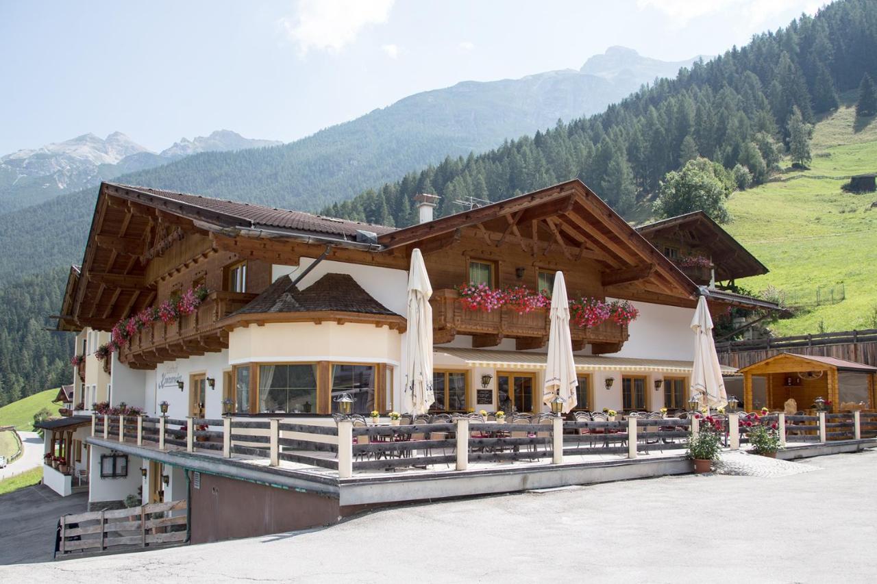 Kratzerwirt Apartments Neustift im Stubaital Exterior photo